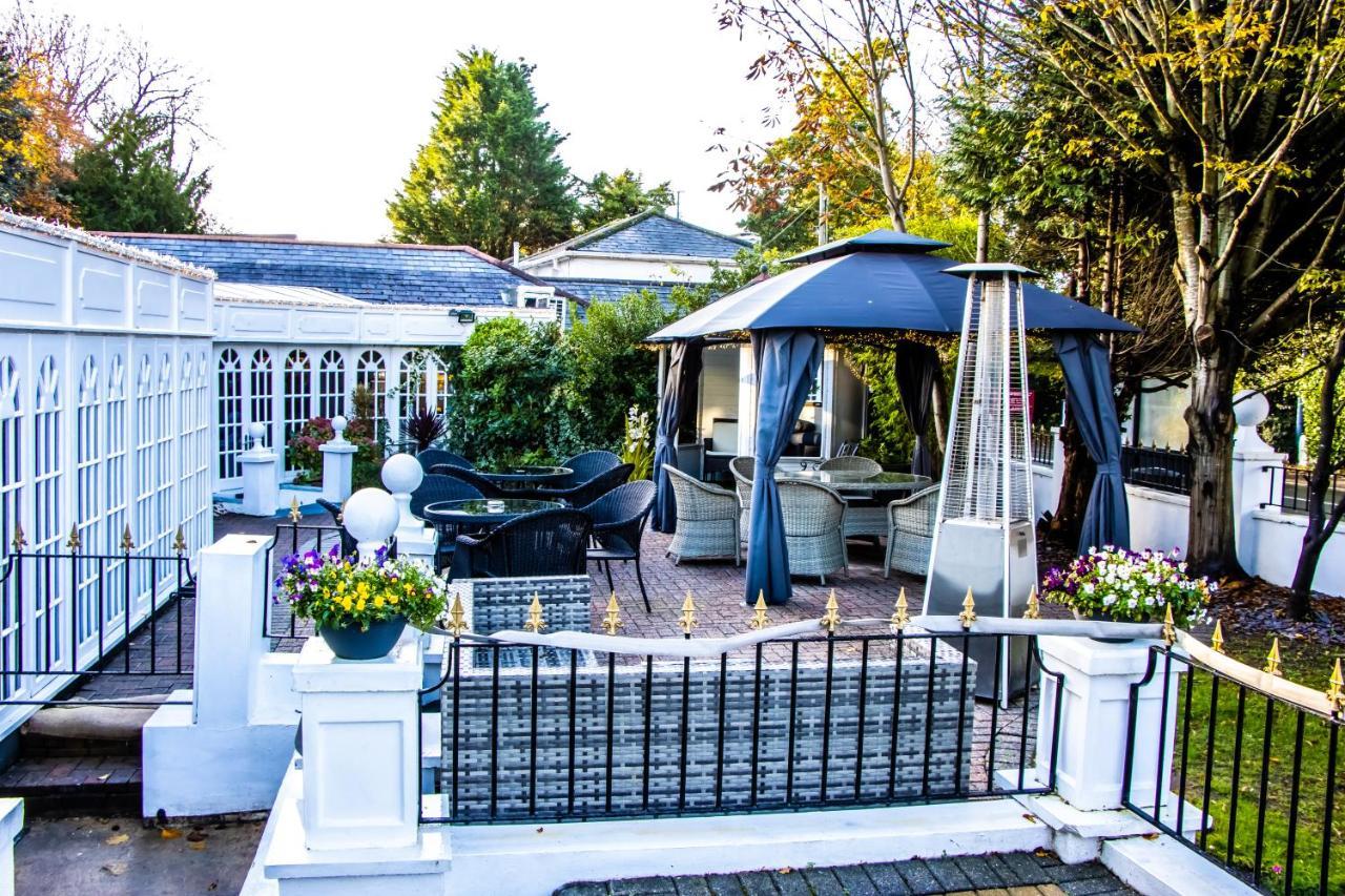 The Lord Bute Hotel Highcliffe Eksteriør billede