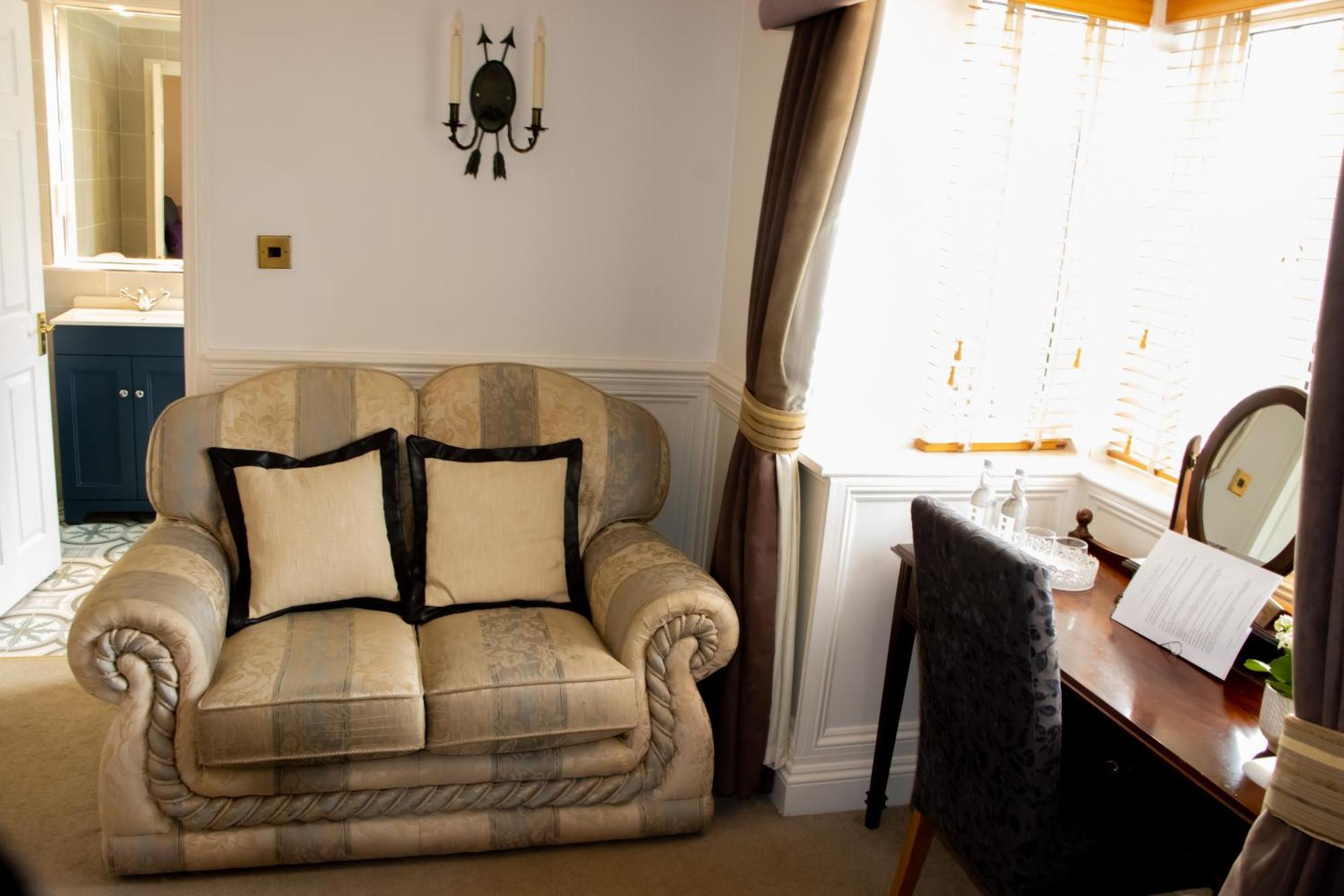 The Lord Bute Hotel Highcliffe Eksteriør billede